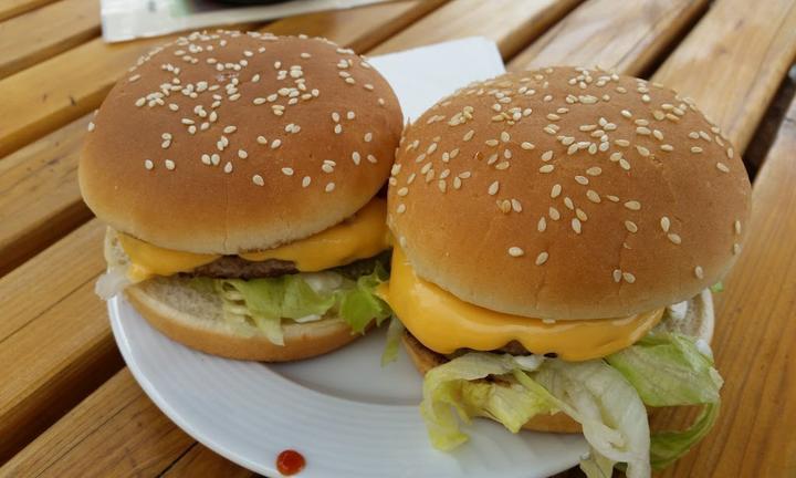 Cafe Und Restaurant Zum Erbsbrunnen