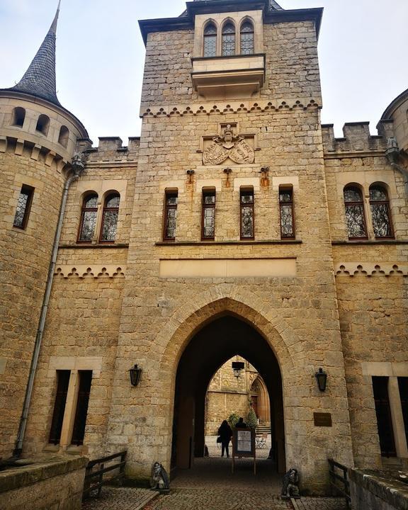 Schloss Restaurant Marienburg